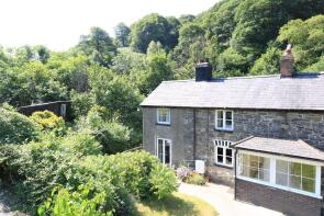 2, Glandwr, Llanbrynmair SY19 7AH
