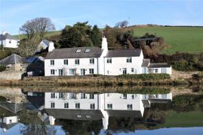 New Quay, Barnfield To South Pool, Kingsbridge TQ7 2RS