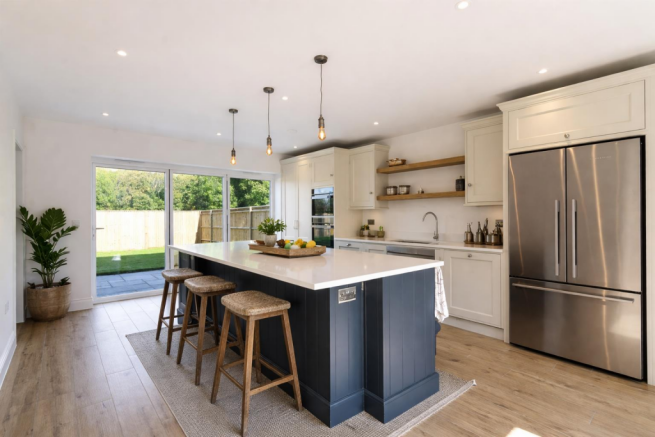 68b5ca71-1220-465e-90c1-0a60beb5bf6a.png