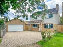 17, Cedar Close, Huntingdon PE28 0DZ