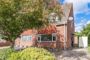 2, Ashdale Way, Twickenham TW2 7BG