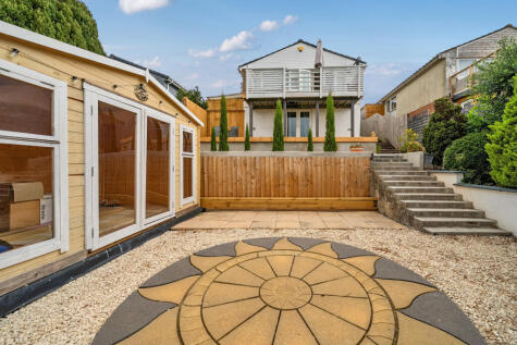 Higher Coombe Drive, Teignmouth, Devon