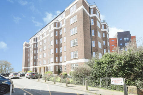 Broadway West, Leigh-on-sea, SS9