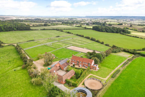 Black Martin Farm, Ettington, CV37