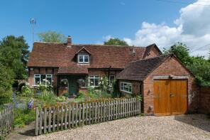 The Old Barn, Back Lane, Stratford-upon-avon CV37 8XA