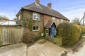 2, Long View Cottages, White Horse Road, Hailsham BN27 4RA