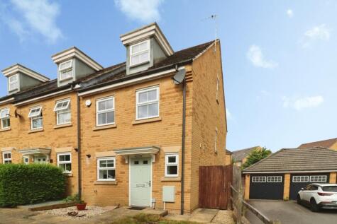 Cade Close, Kingswood, Bristol, BS15