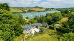 Rectory Barn, East Portlemouth Corner To Goodshelter Cross, Salcombe TQ8 8PA