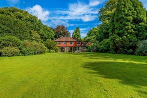 Butterwood, Danley Lane, Haslemere GU27 3NF