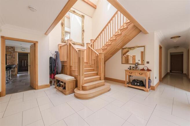 45 Magyar Crescent, Nuneaton