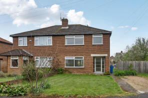 33, St Andrews Close, Old Windsor, Windsor SL4 2QU