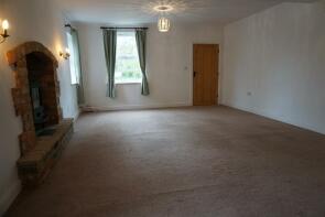 8, Grimsby Road, Swallow, Market Rasen LN7 6DN