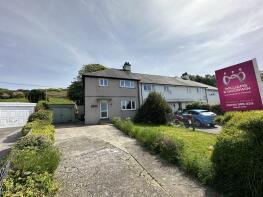9, Llwyn Y Ne, Caernarfon LL54 5BU