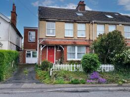 Redlyn, Stratford Road, Stratford Sub Castle SP1 3LQ