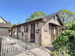42, Holly Bank, Hyde SK14 8QL