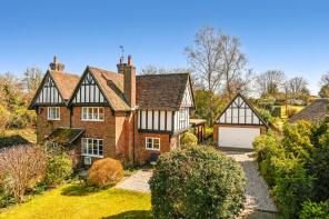 Elm Cottage, Gothic Cottages, Westwell Lane, West Of Westwell, Westwell TN26 1AH