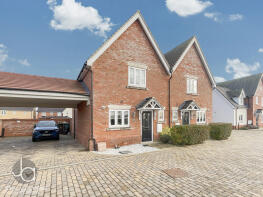 28, Honeybee Grove, Colchester CO5 0UU