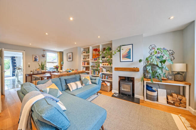 Sitting/Dining Room