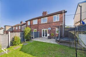 17, Ash Grove, High Peak SK23 6BQ