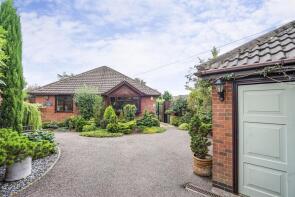11, Creswell Drive, Coalville LE67 2AG