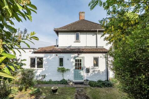 Chestnut Crescent, Aylesbury