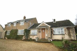 1, East Lane, Oakham LE15 9AN