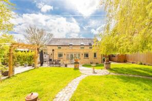 The Old Stables, Main Street, Buckingham MK18 5JF