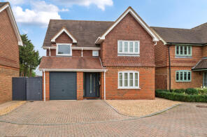 2b, The Green, Frimley Green, Camberley GU16 6HF