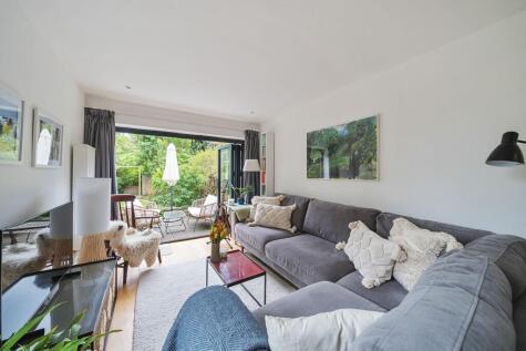 St. John's Villas, London, N19