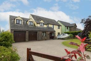 Maplestowe, C3042 Hayscastle Cross Village To Junction Pp29/1/1, Hayscastle, Haverfordwest SA62 5NY