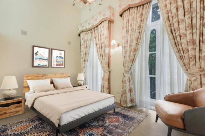 Property_021C_DSC...