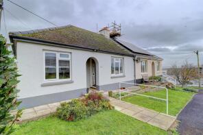 2, Tomouth Square, Bideford EX39 1QE
