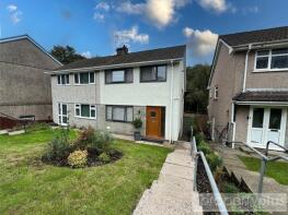 77, Francis Street, Thomastown, Porth CF39 8DR