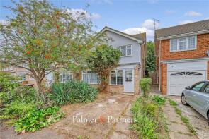 27, Rossendale, Chelmsford CM1 2UA
