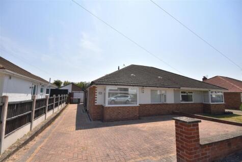 Pine Tree Avenue, Prenton