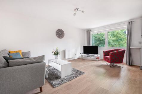 Chalfont Close, Hemel Hempstead, Hertfordshire, HP2