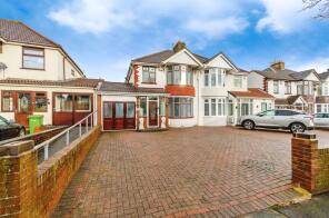 18, Dudley Walk, Wolverhampton WV4 5HD