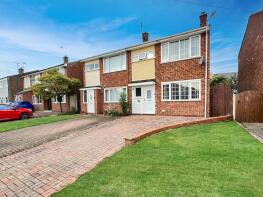 30, Elm Walk, Braintree CM77 6ES