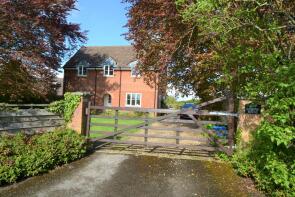 Lomond House, Puddles Lane South C50 To C60 Etchilhampton, Devizes SN10 3JZ