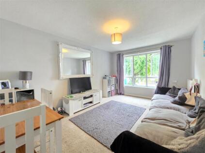 Aidan Close, Dagenham