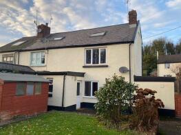 3, Thatchers Cottages, Westleigh EX16 7HY
