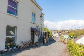 Glen Rise, Glen Court, Strawberry Hill, Little Haven, Haverfordwest SA62 3UR