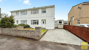 11, Ael-y-bryn, Swansea SA9 1HY