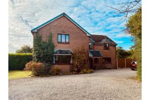 Bunnies, Gors Road, Upper Tumble, Llanelli SA14 6BS
