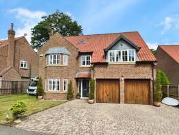 16, Woodland Rise, Hull HU11 4GA