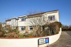 4, Glan-y-nant, Bridgend CF35 5EE