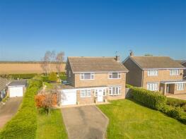Halcyon, School Lane, Grantham NG33 4AG