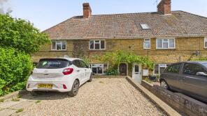 14, Hyde Road, Montacute, Yeovil TA15 6UW