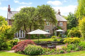 Walnut Tree Cottage, Shripney Lane, Bognor Regis PO22 9NR
