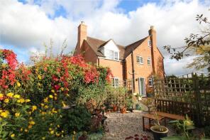 Elmsdale, 300086 Gloucester Road To Stoke Road Tredington, Tredington, Tewkesbury GL20 7BY